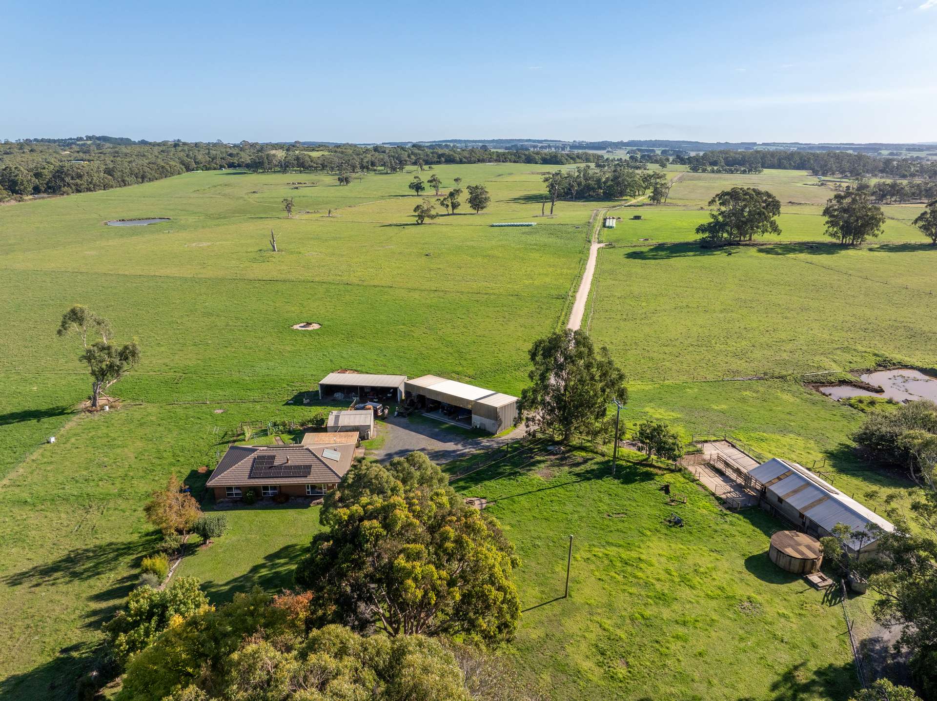 35 Whitelaws Track, Leongatha South Auction by Farmbuy.com - image 24
