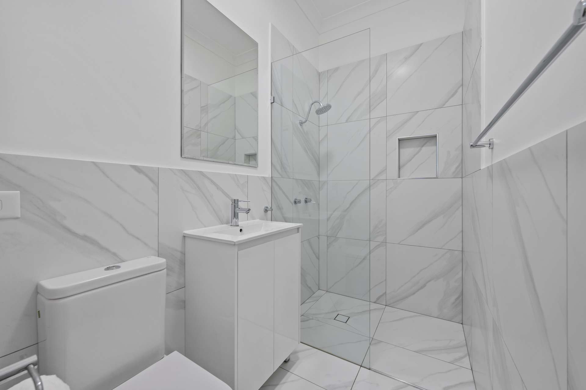 8 Teatree Close, Samford Valley For Sale by Farmbuy.com - image 11