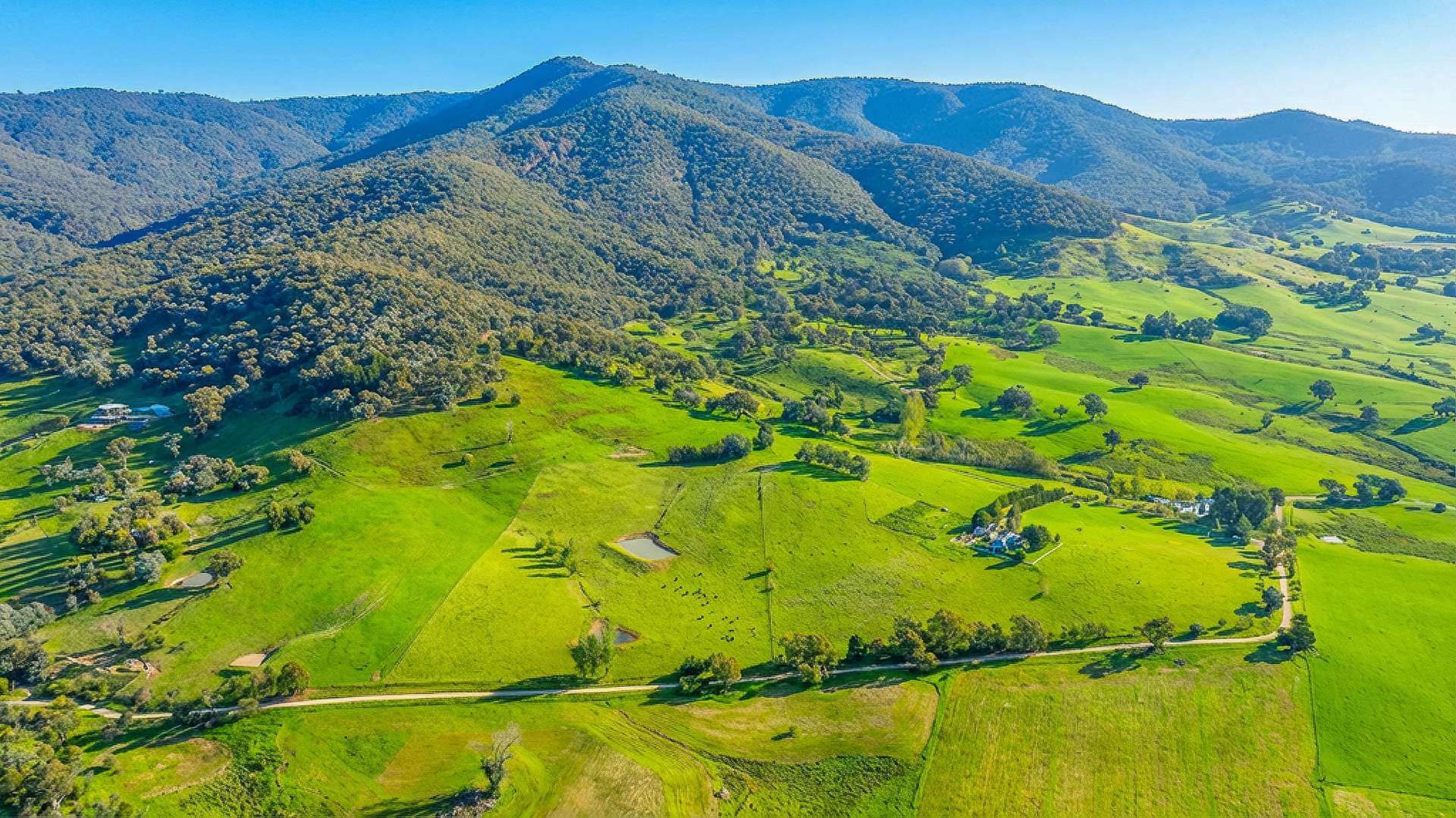 227 Besley Lane, Kergunyah For Sale by Farmbuy.com - image 10