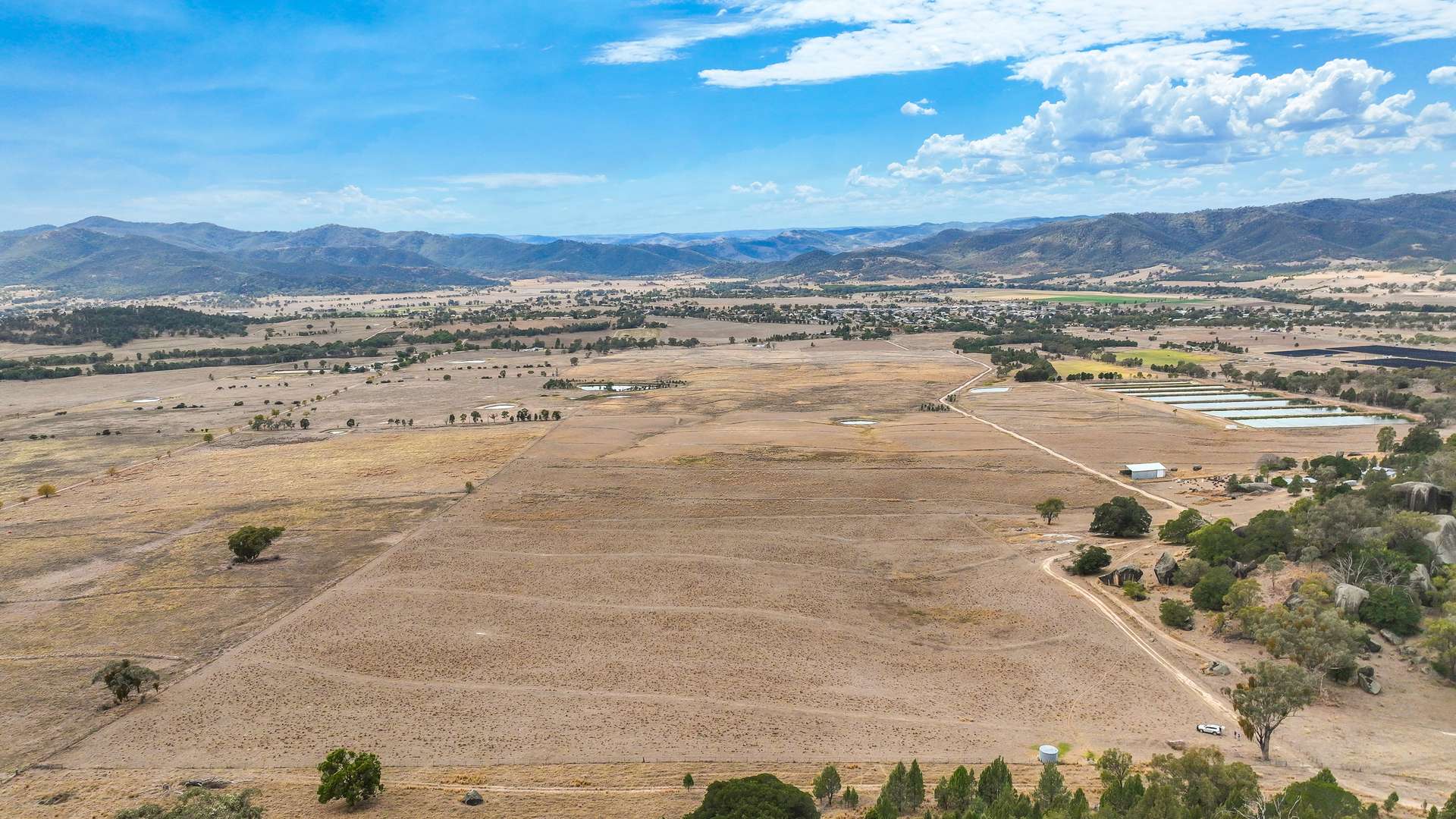 1675 New England Highway, Kootingal For Sale by Farmbuy.com - image 3