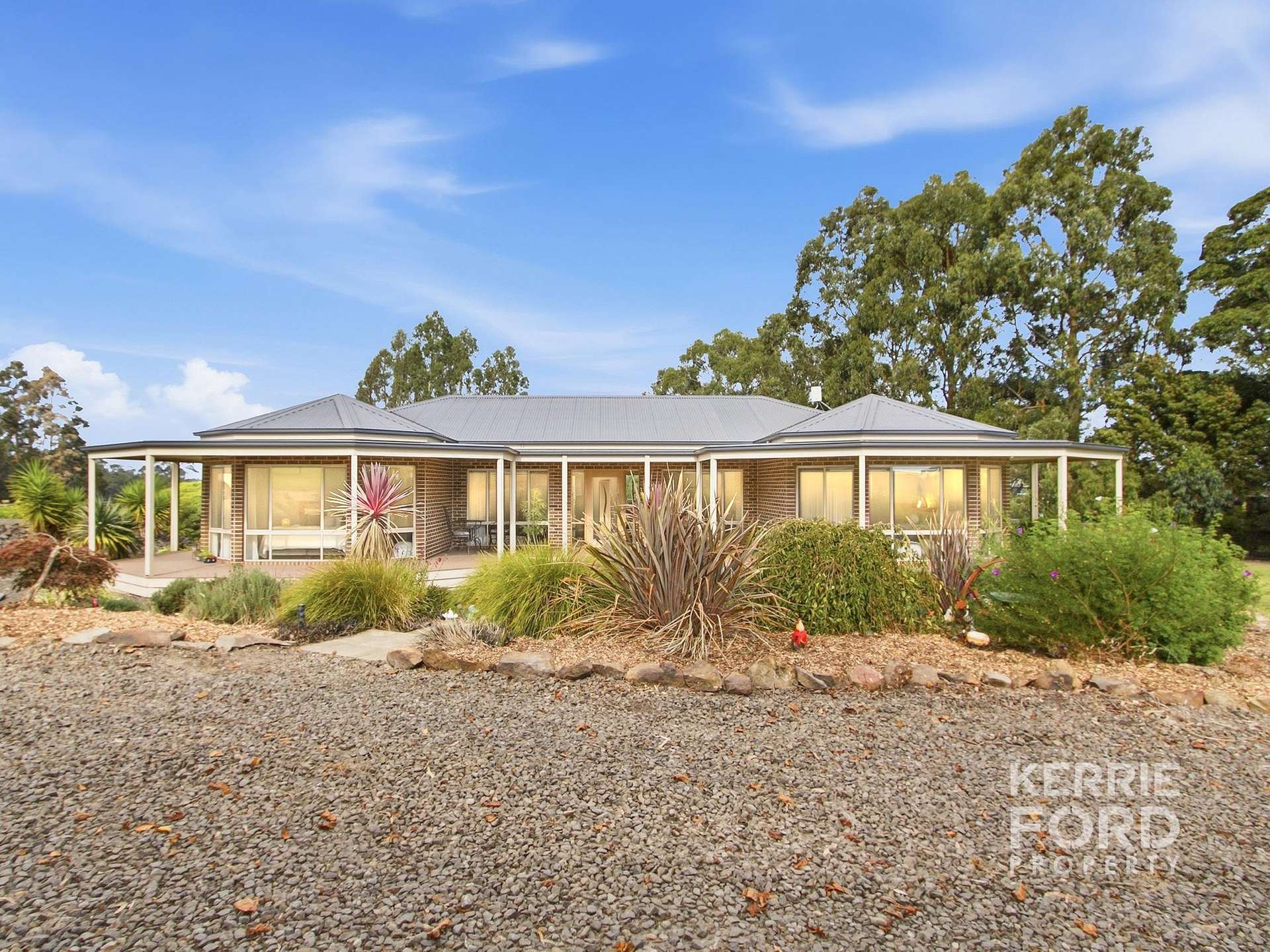85 Saviges Road, Yallourn North For Sale by Farmbuy.com - image 2