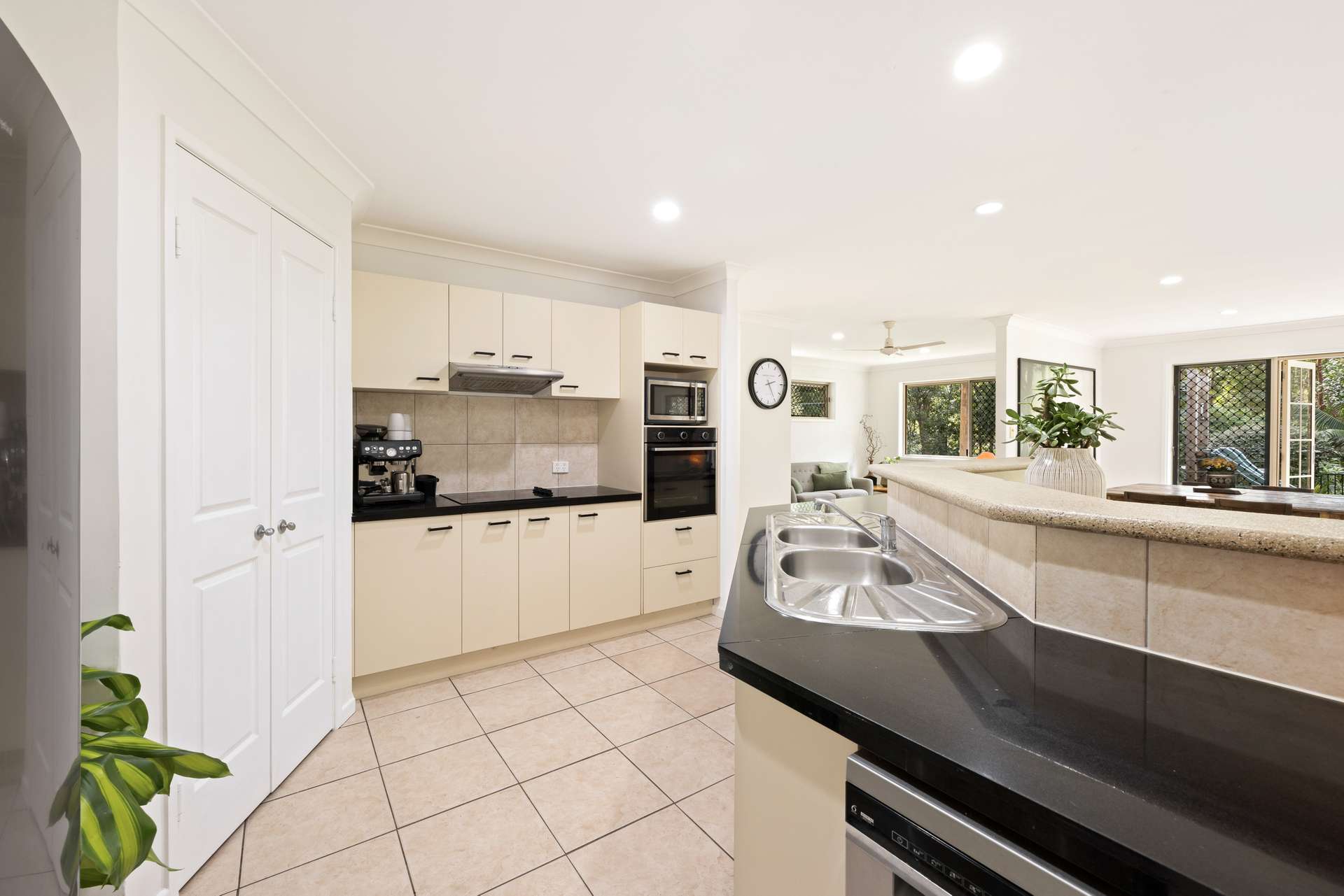 7 Timberdale Court, Mons For Sale by Farmbuy.com - image 15