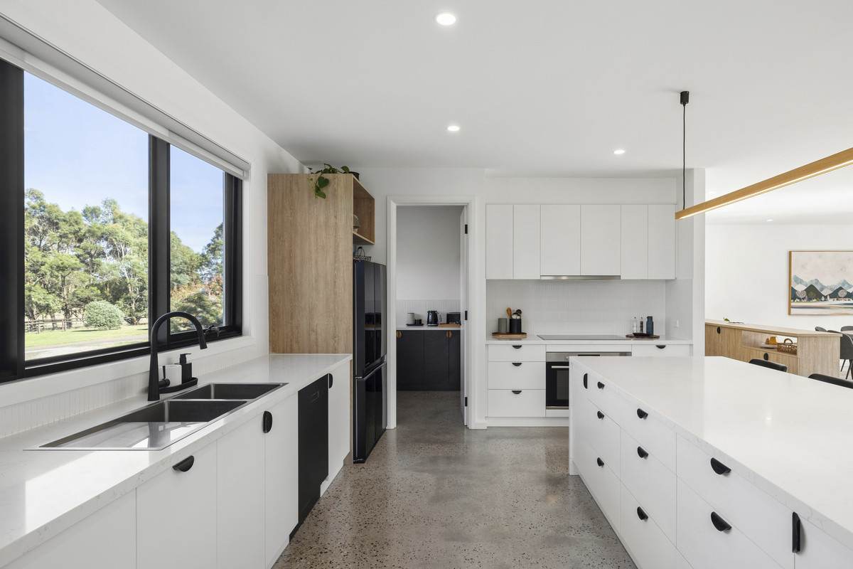 65 Dunne Road, Bullengarook For Sale by Farmbuy.com - image 10