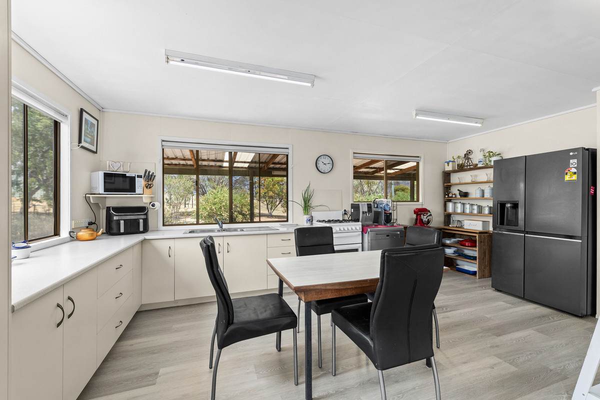1325 Connolly Dam Road, Silverwood For Sale by Farmbuy.com - image 6