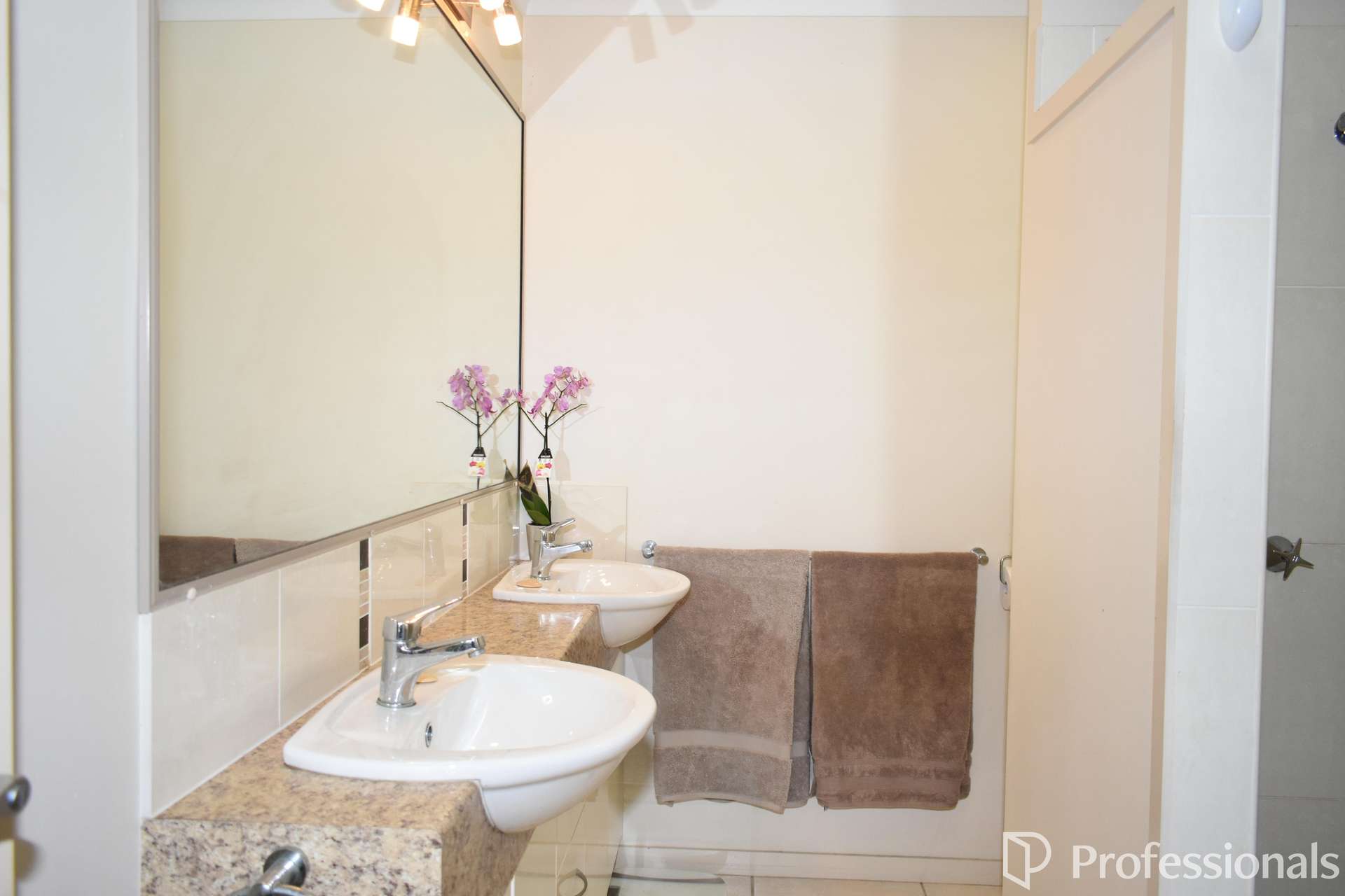 299 Mezzens Road, Sunnyside For Sale by Farmbuy.com - image 8