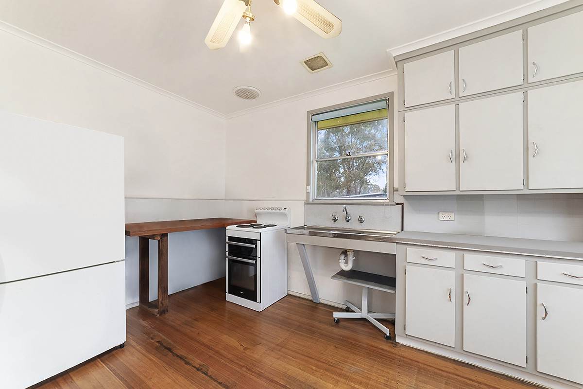 44 Scott Street, Cavendish For Sale by Farmbuy.com - image 8