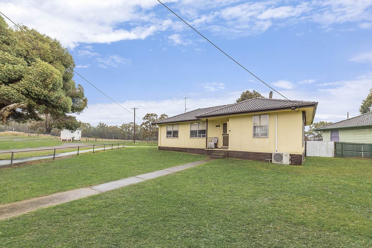 44 Scott Street, Cavendish For Sale by Farmbuy.com - image 2