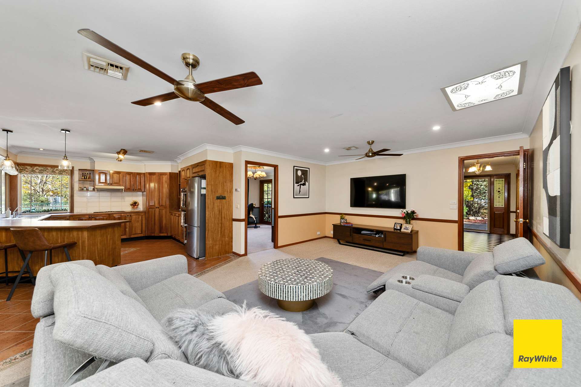 11 Elmslea Drive, Bungendore For Sale by Farmbuy.com - image 4