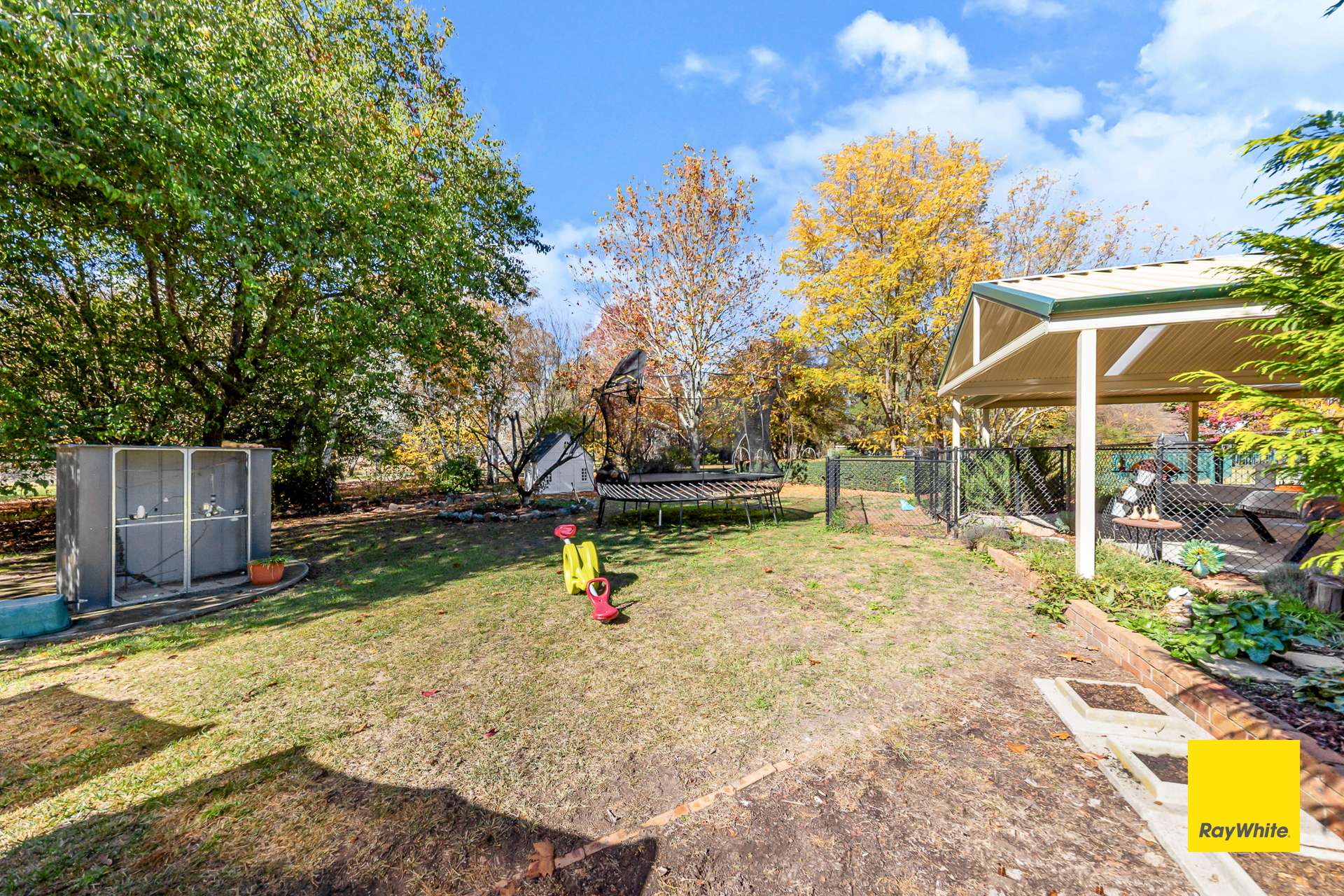 11 Elmslea Drive, Bungendore For Sale by Farmbuy.com - image 22