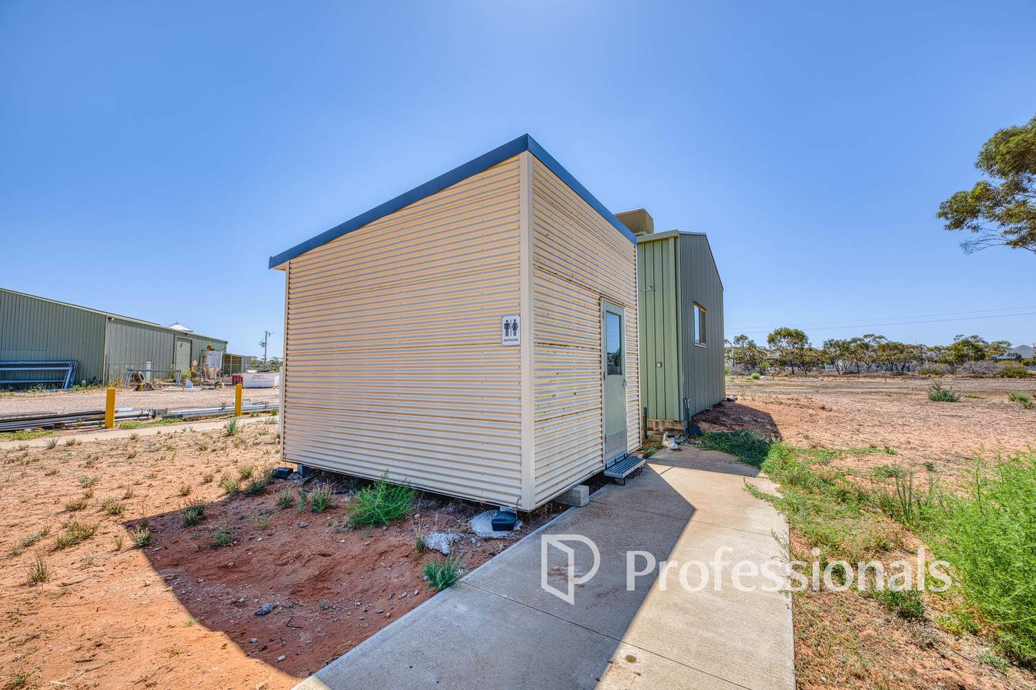 4463 Benetook Avenue, Koorlong For Sale by Farmbuy.com - image 11