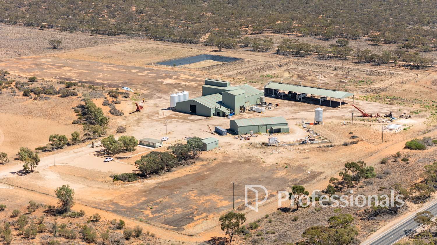4463 Benetook Avenue, Koorlong For Sale by Farmbuy.com - image 2