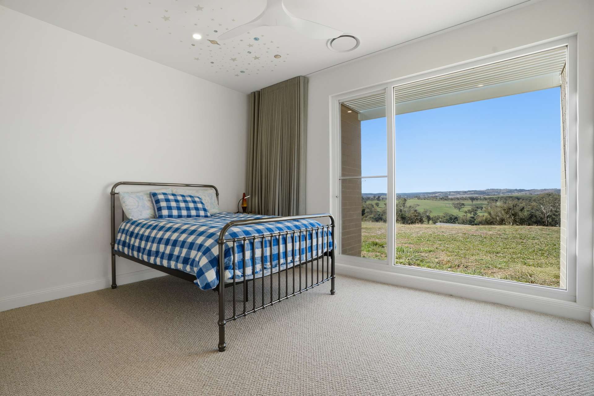 'Chateau Amour' 68 Adair Drive, Orange Auction by Farmbuy.com - image 11