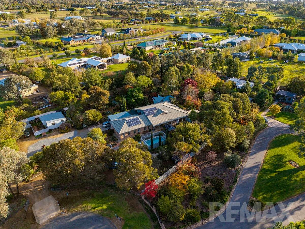 3 Hovea Place, Springvale For Sale by Farmbuy.com - image 2