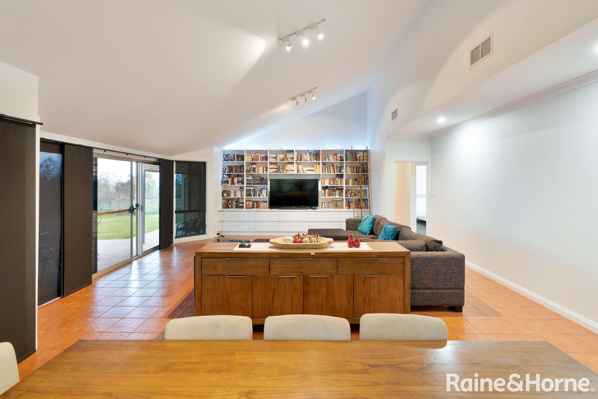 21 Brucedale Drive, Brucedale For Sale by Farmbuy.com - image 4