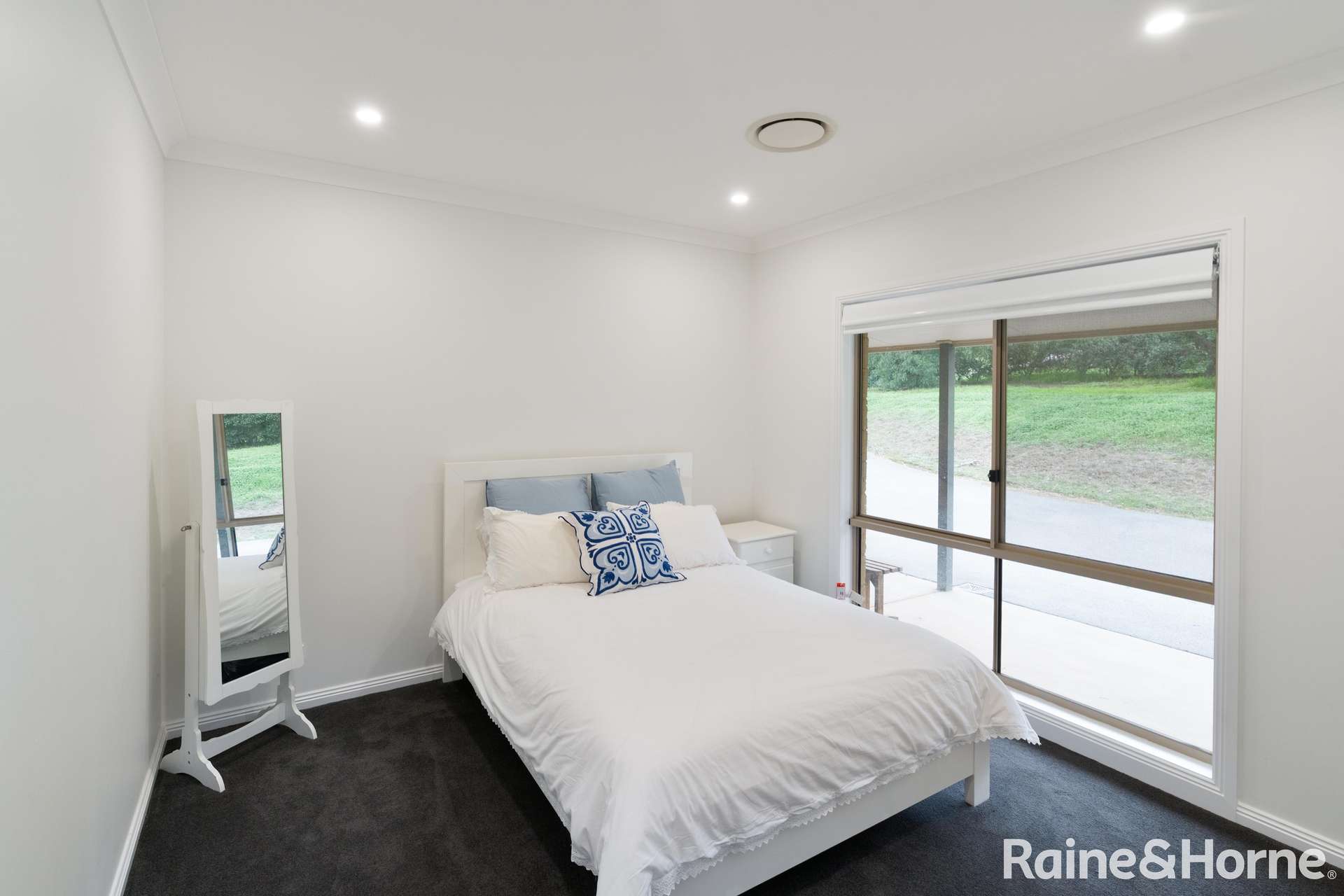21 Brucedale Drive, Brucedale For Sale by Farmbuy.com - image 12