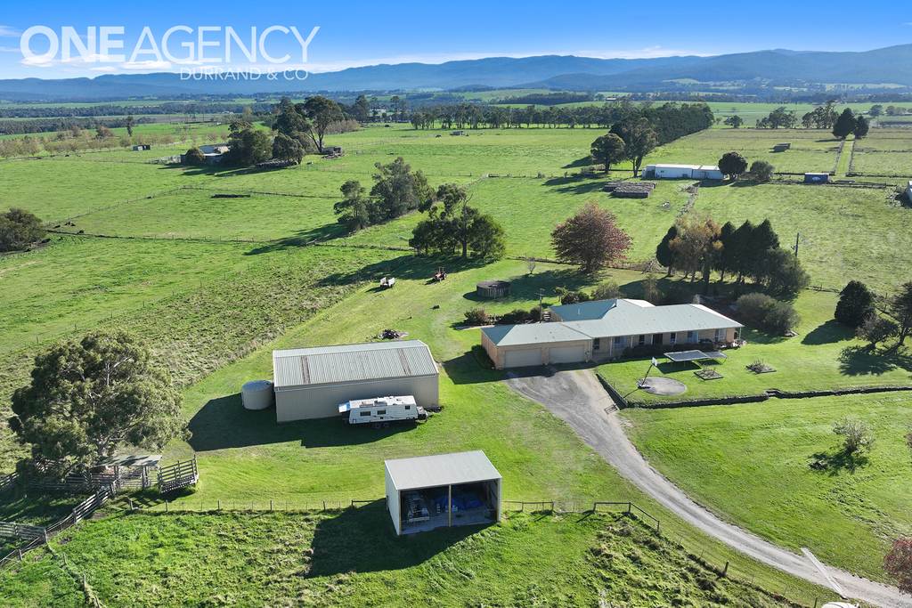 99 Fisher Road, Drouin West VIC 3818