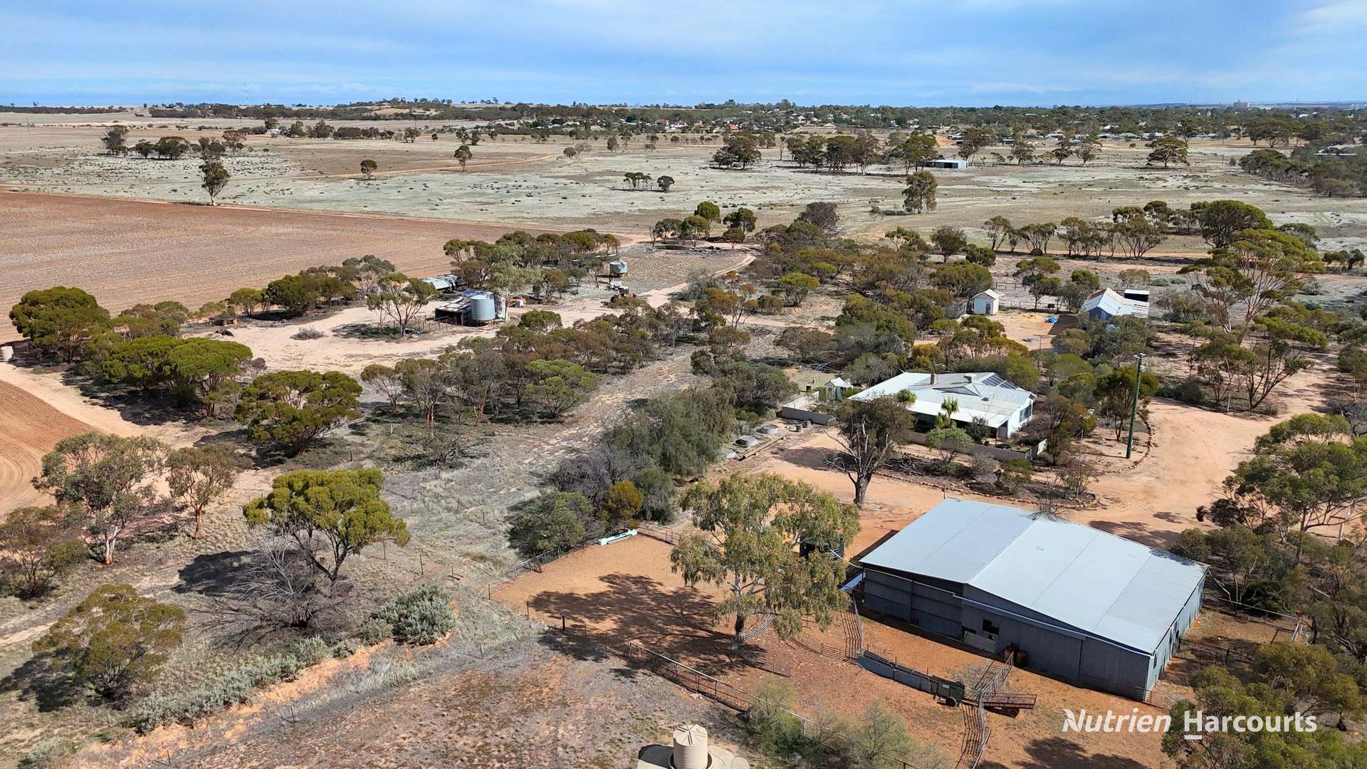 60 Hughes Road, Merredin For Sale by Farmbuy.com - image 2