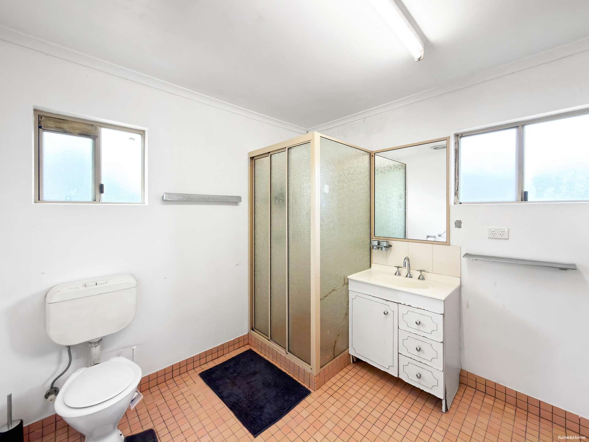1085 East Evelyn Road, Evelyn For Sale by Farmbuy.com - image 10
