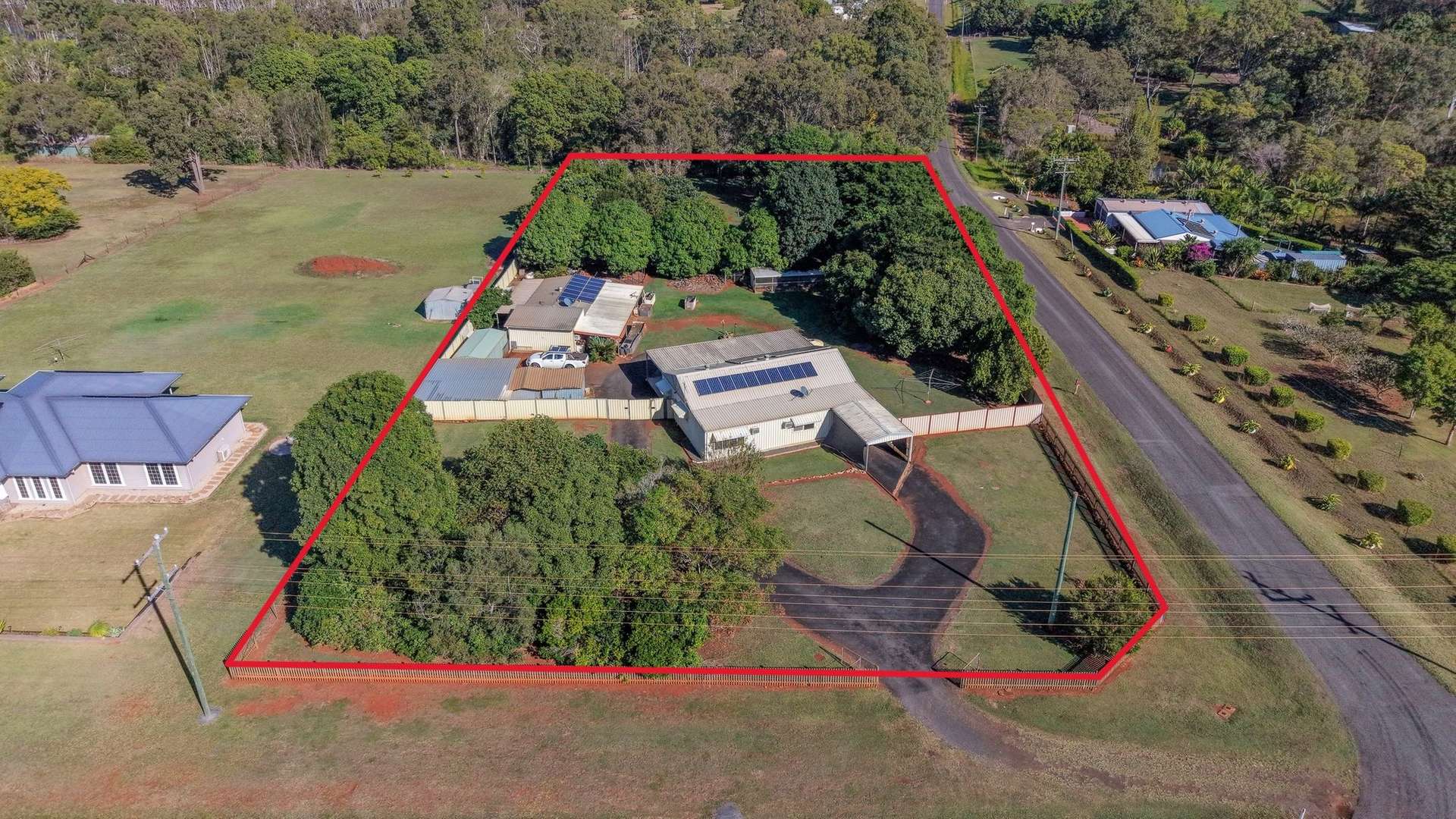 11 Redridge Crescent, Redridge For Sale by Farmbuy.com - image 2