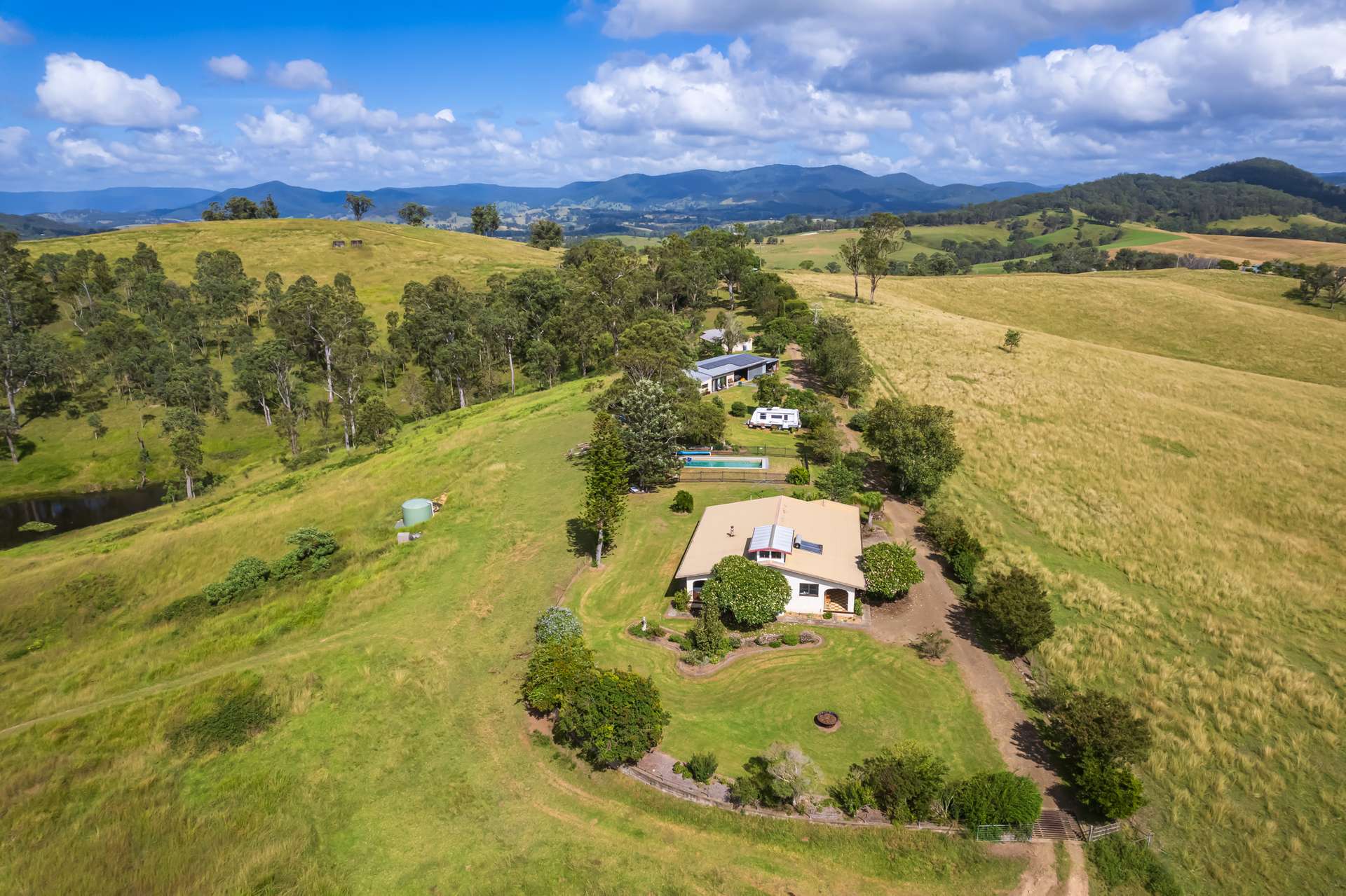 81 Kia Ora Hill Road, Bowman Farm VIA, Gloucester For Sale by Farmbuy.com - image 1