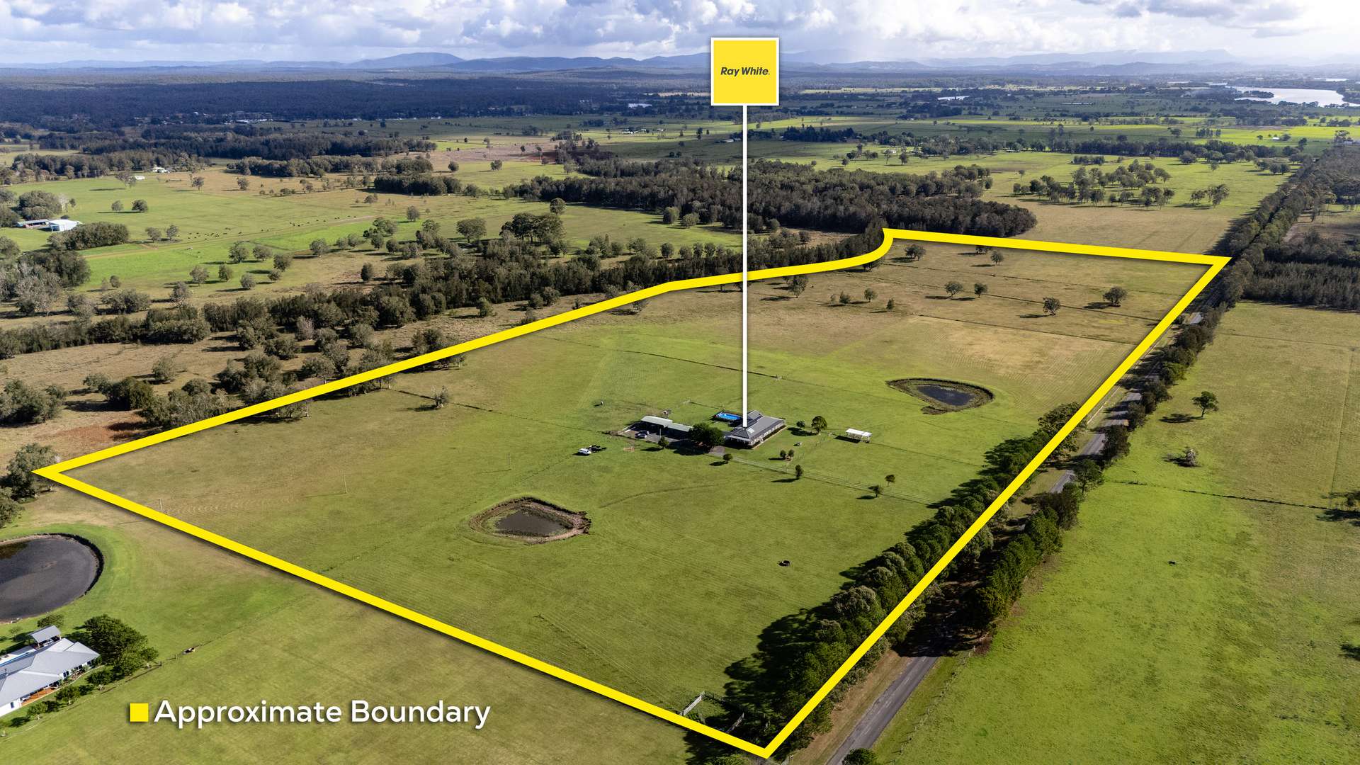 700 Manning Point Road, Oxley Island For Sale by Farmbuy.com - image 2