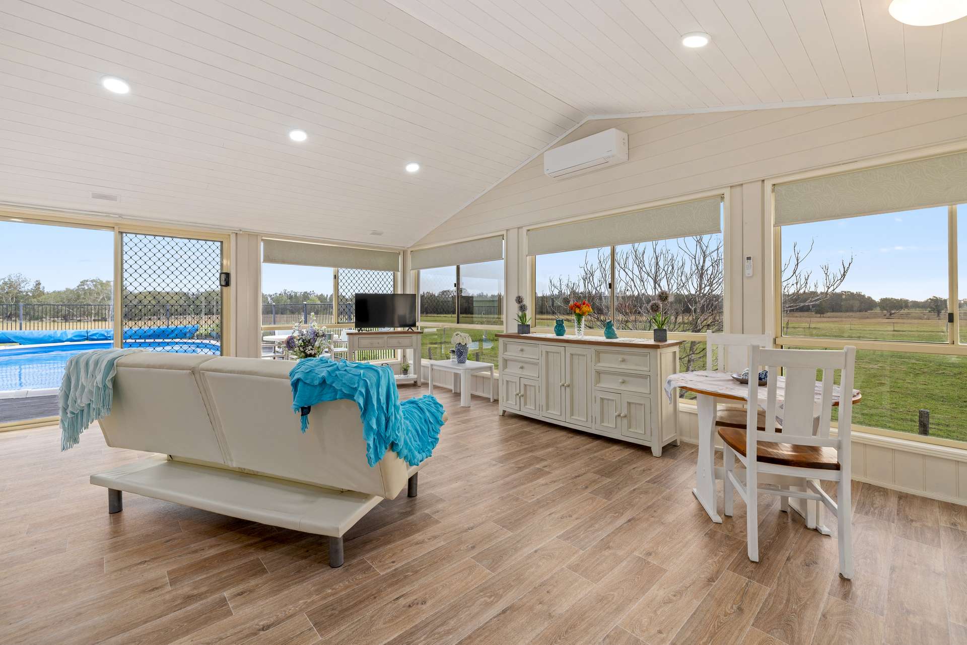 700 Manning Point Road, Oxley Island For Sale by Farmbuy.com - image 11