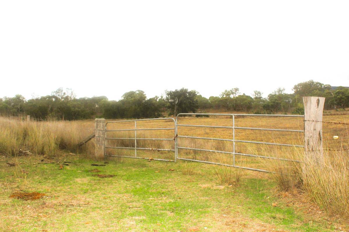 Lot 24,  Hermitage Emuvale Road, Yangan For Sale by Farmbuy.com - image 14