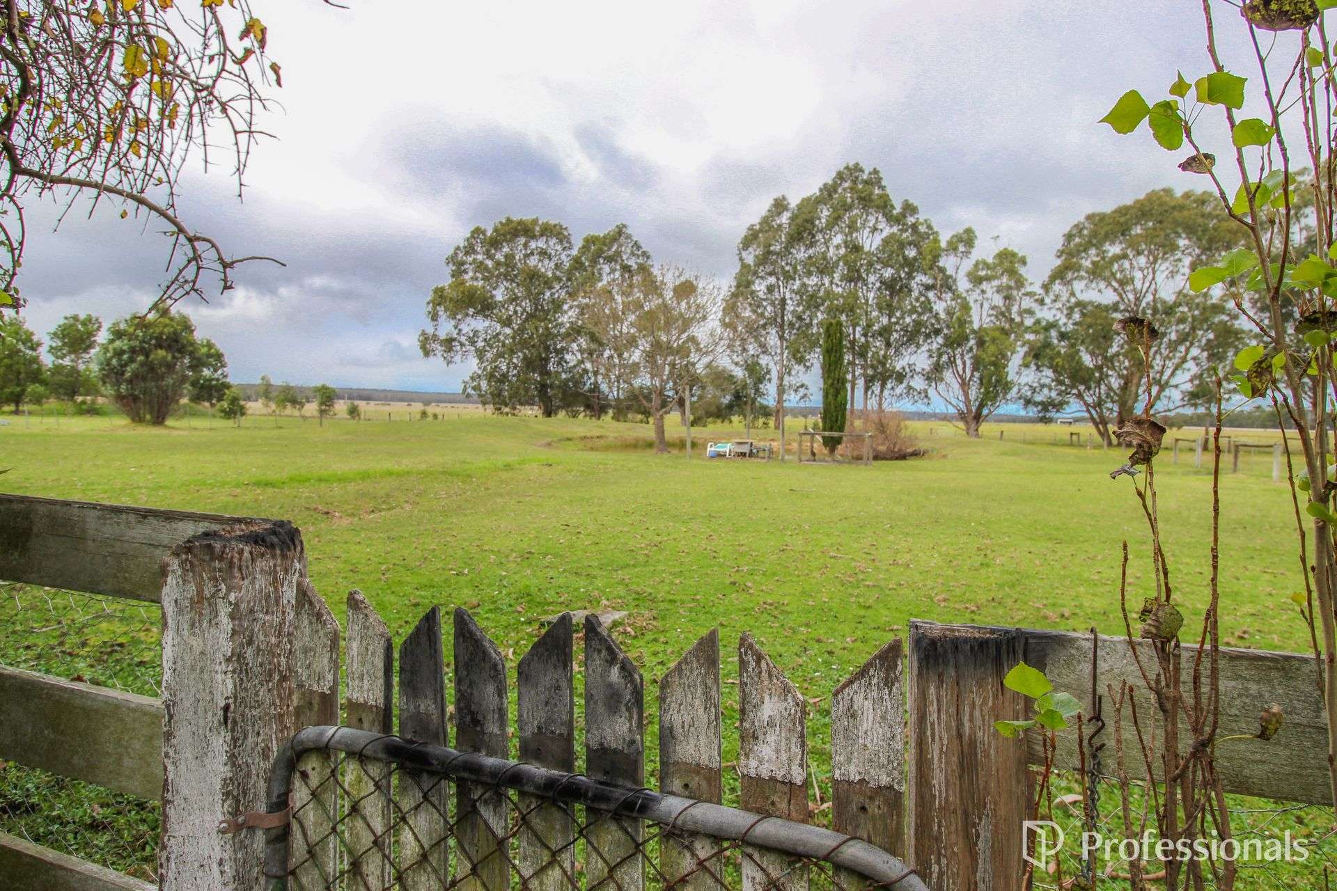 28 Napier Road, Won Wron For Sale by Farmbuy.com - image 35