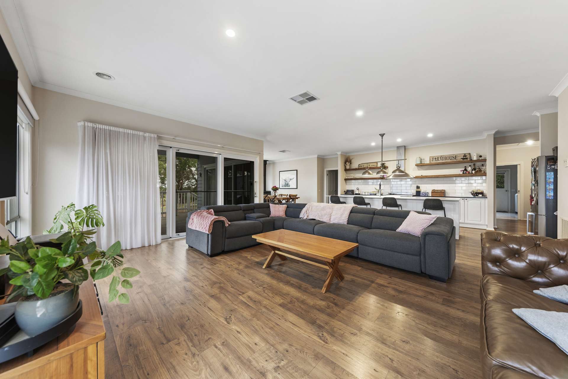 4 Jakobi Court, Bunyip For Sale by Farmbuy.com - image 5