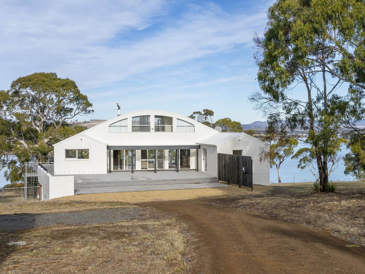 68 Cottons Drive, Little Swanport For Sale by Farmbuy.com - image 2