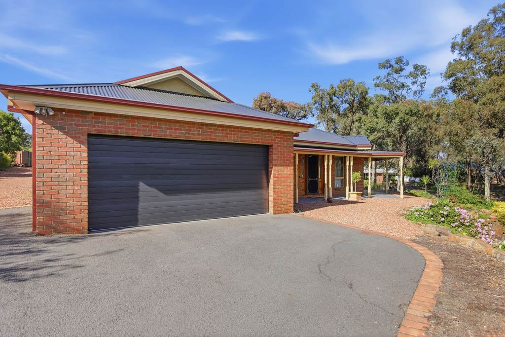 14 Burra Burra Road, Maiden Gully VIC 3551