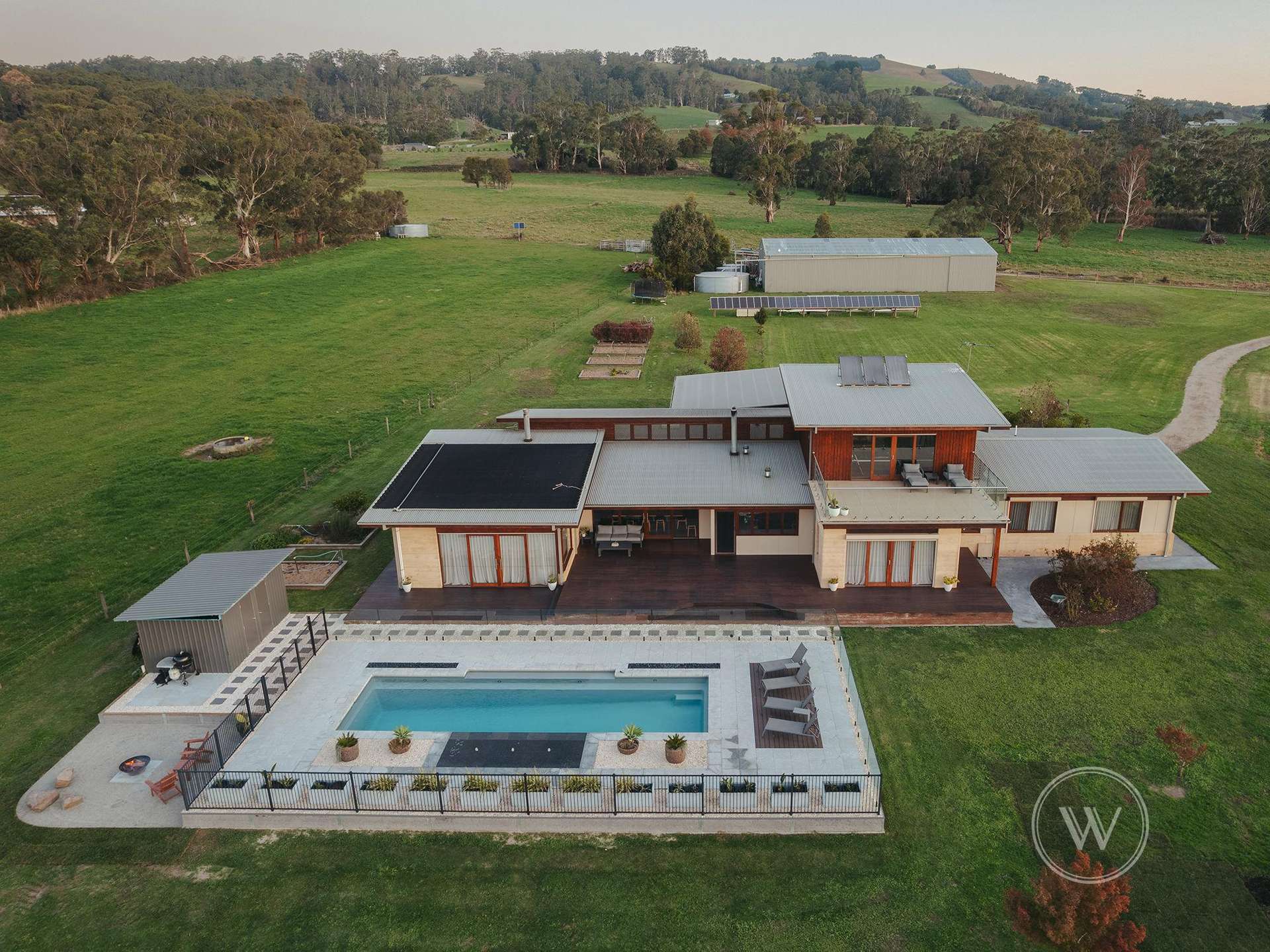 205 Hazeldean Road, Yarragon For Sale by Farmbuy.com - image 1