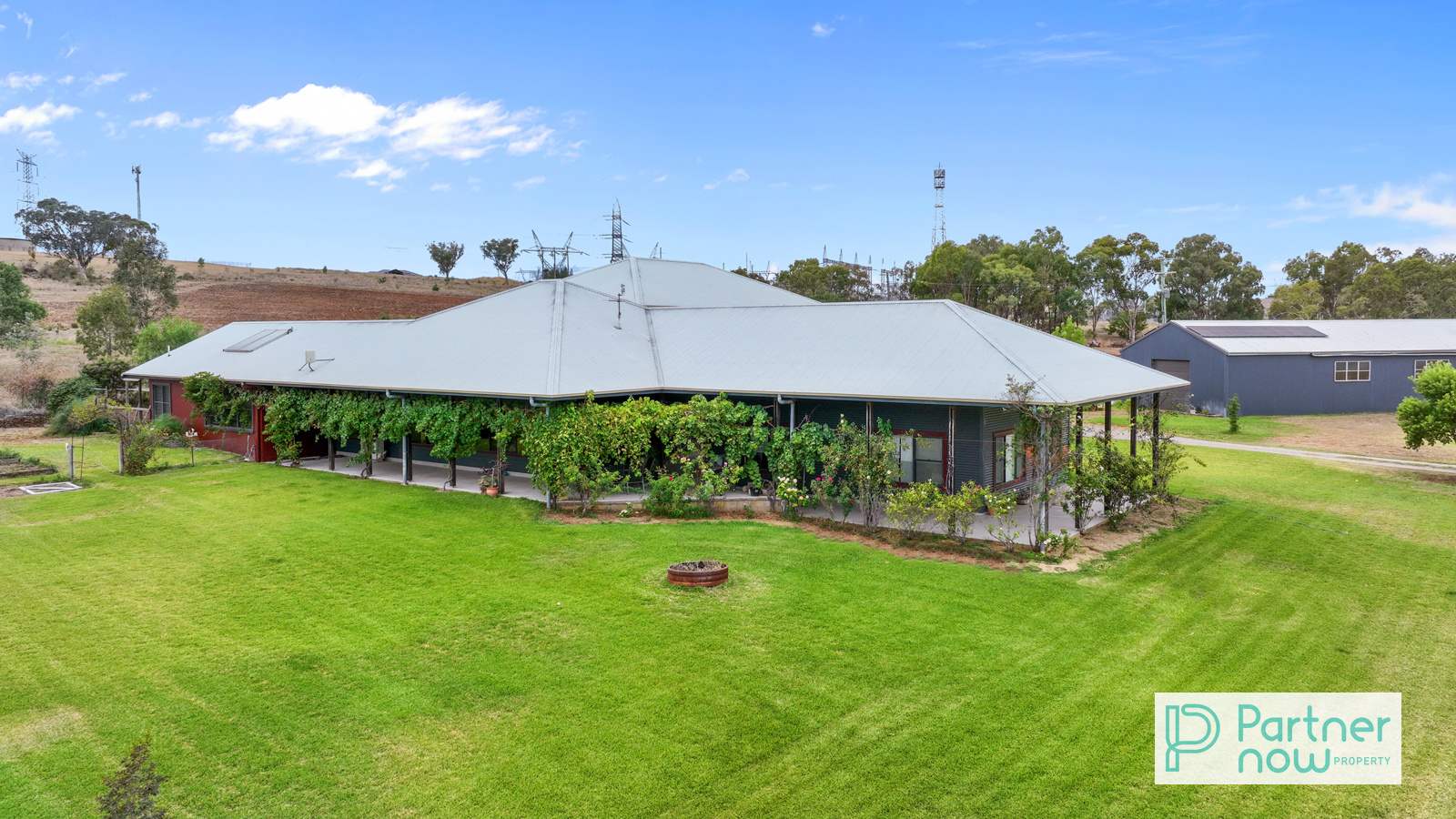 625 Burgmanns Lane, Tamworth For Sale by Farmbuy.com - image 1