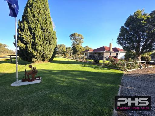 249 Flood Lane, Reedy Lake VIC 3579