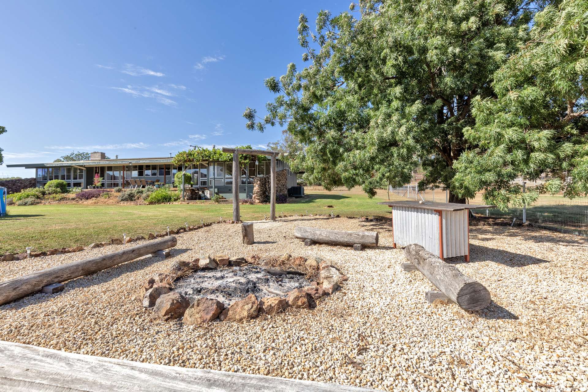 225 Echo Hills Road, Dungowan For Sale by Farmbuy.com - image 11