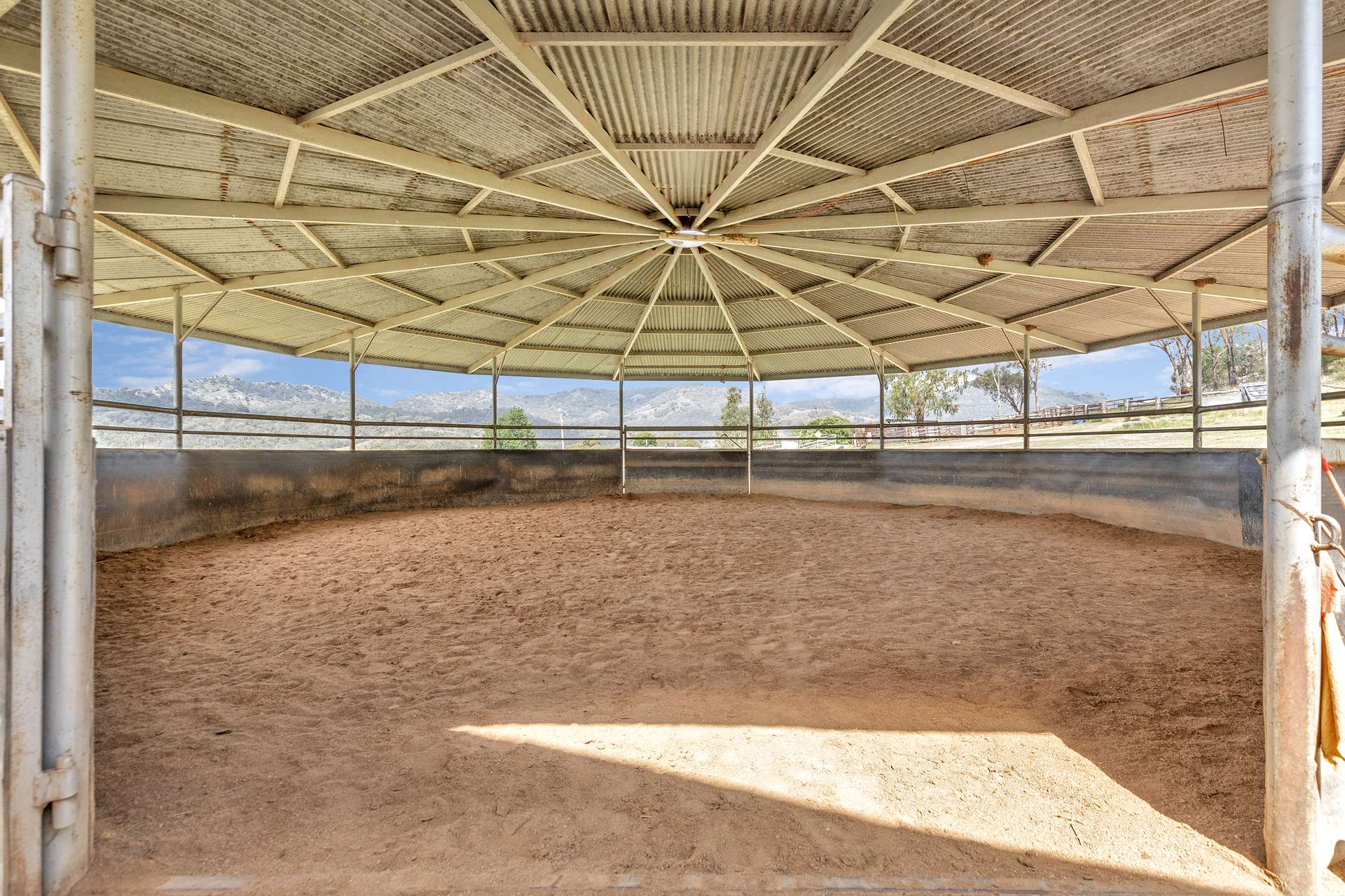 225 Echo Hills Road, Dungowan For Sale by Farmbuy.com - image 9