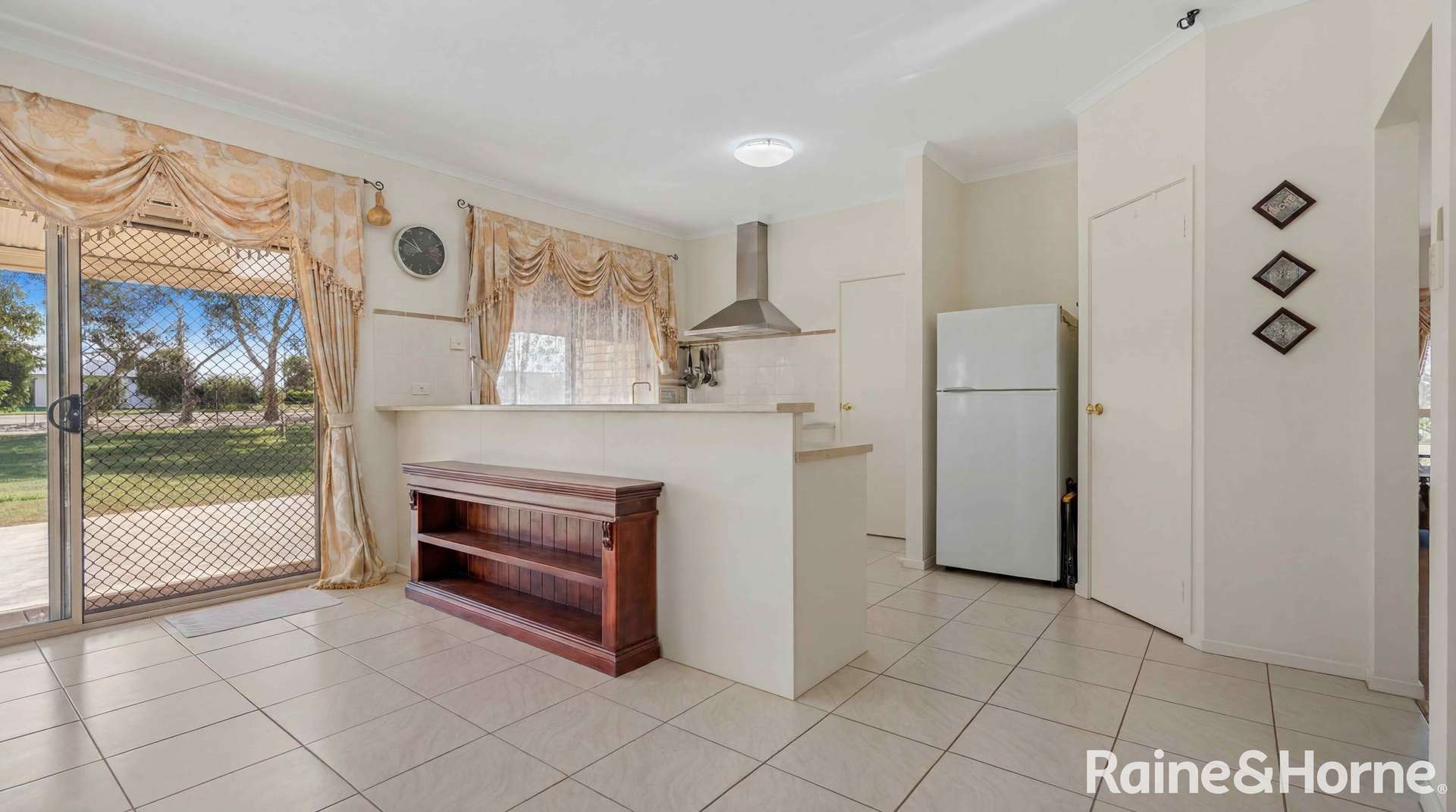 183 Lines Road, Strathalbyn For Sale by Farmbuy.com - image 8