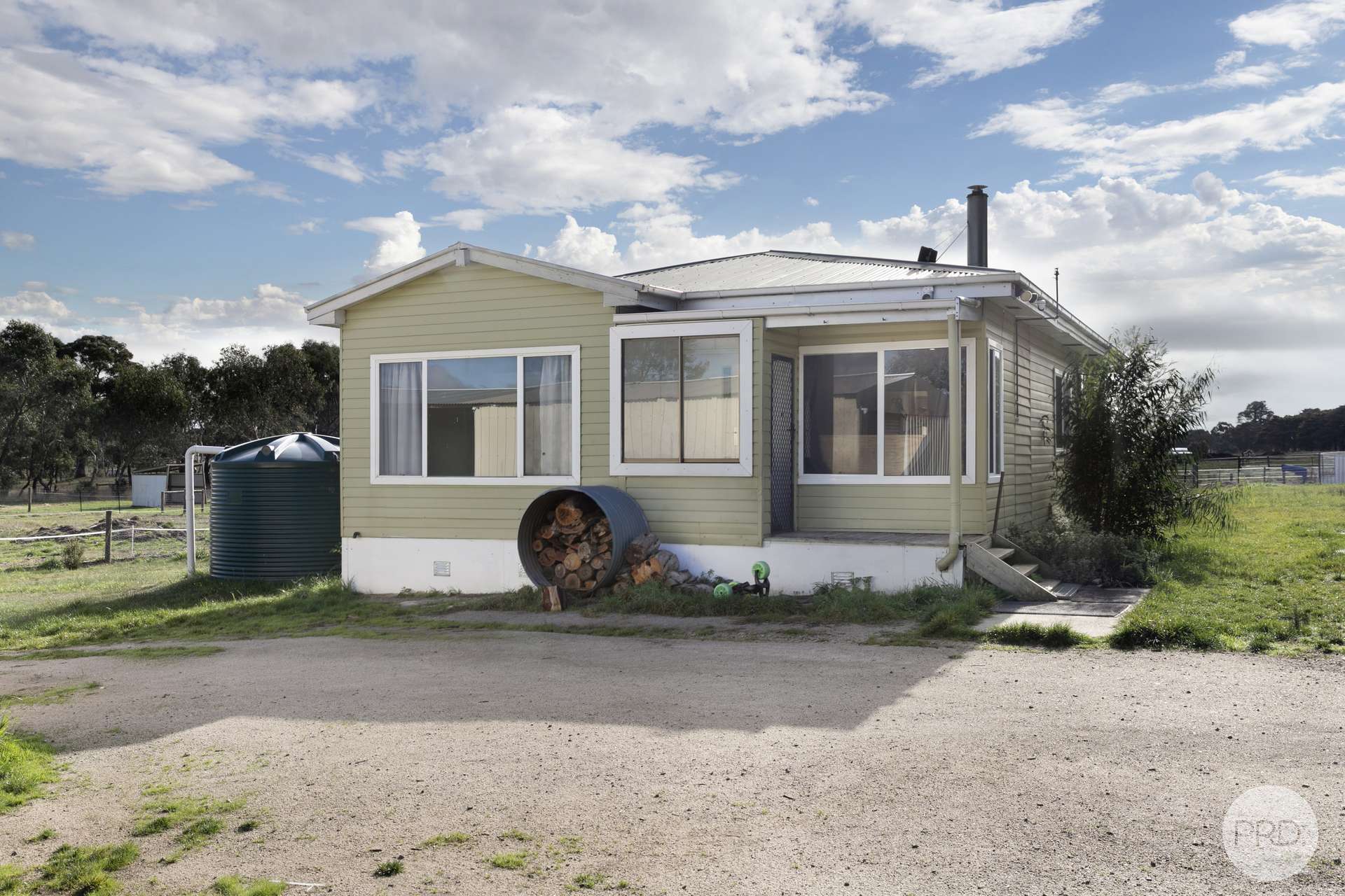 913 Linton-Carngham Road, Snake Valley For Sale by Farmbuy.com - image 2