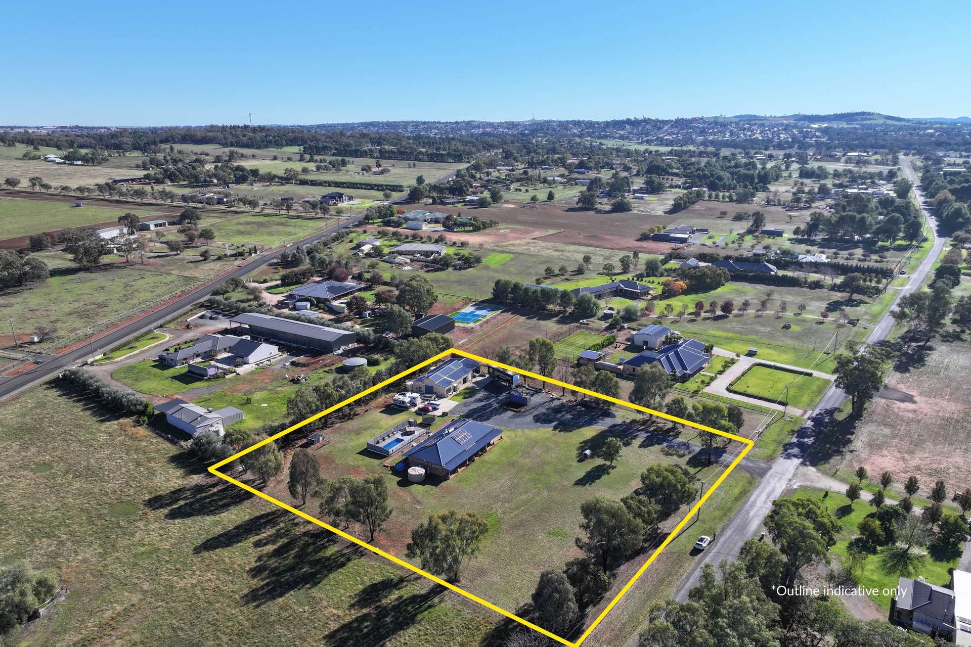 308 Nash Street, Parkes For Sale by Farmbuy.com - image 2
