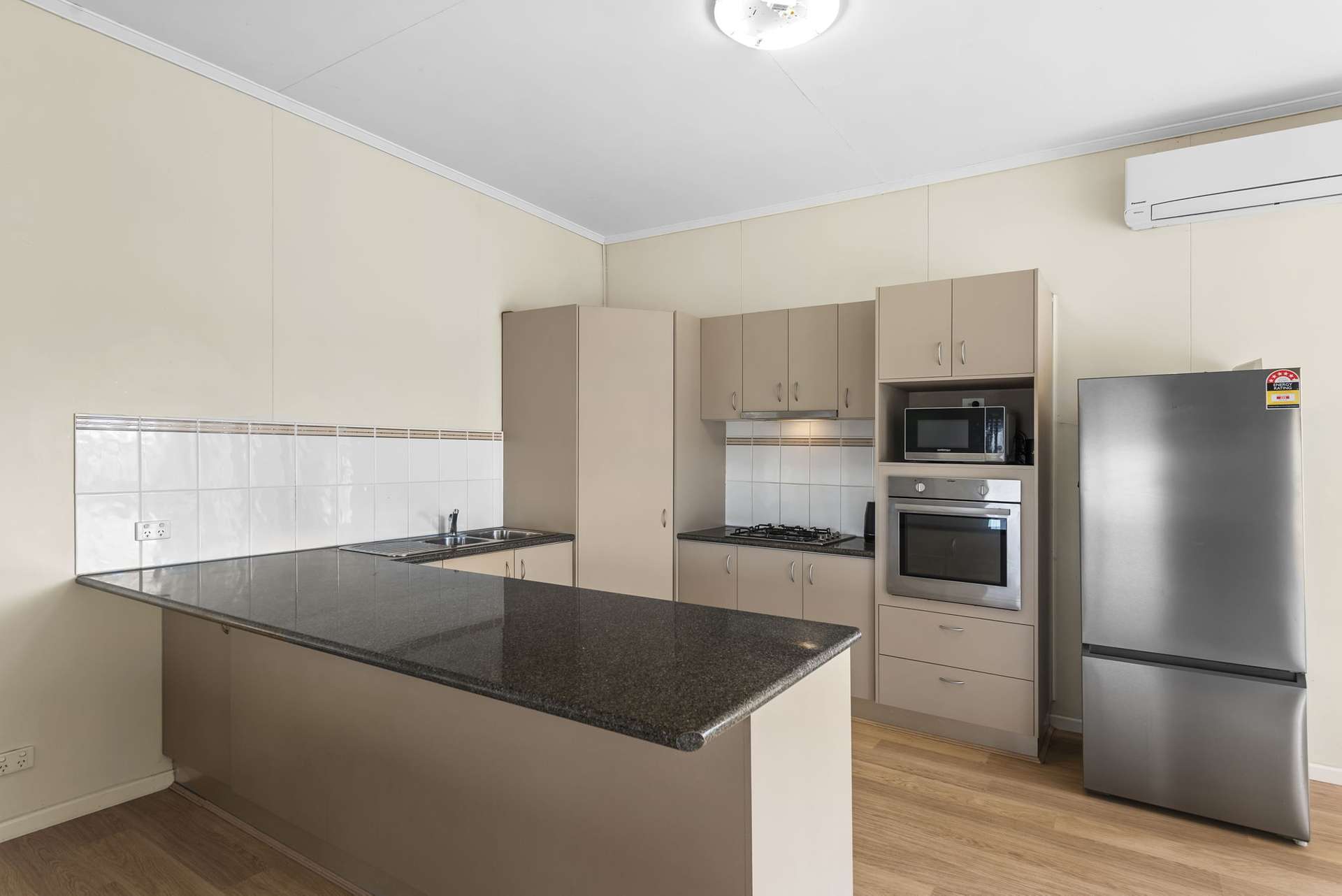 349 Blaxland Road, Dalby For Sale by Farmbuy.com - image 3