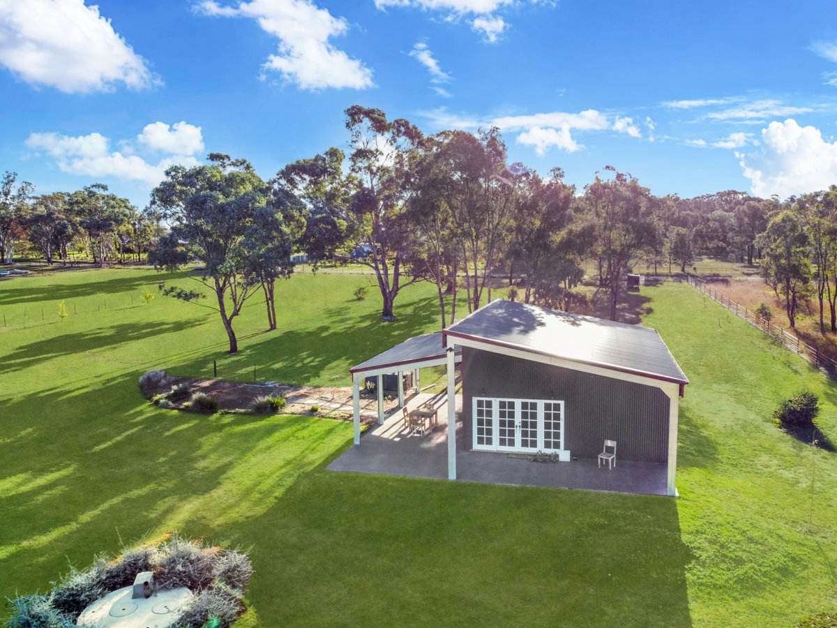 9 Cherry Tree Close Bendick Murrell, Via, Young For Sale by Farmbuy.com - image 5