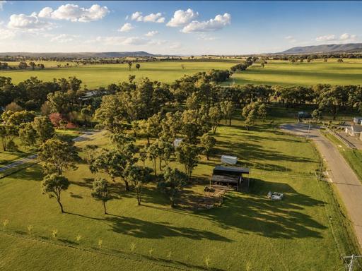 9 Cherry Tree Close Bendick Murrell&comma; Via, Young NSW 2594