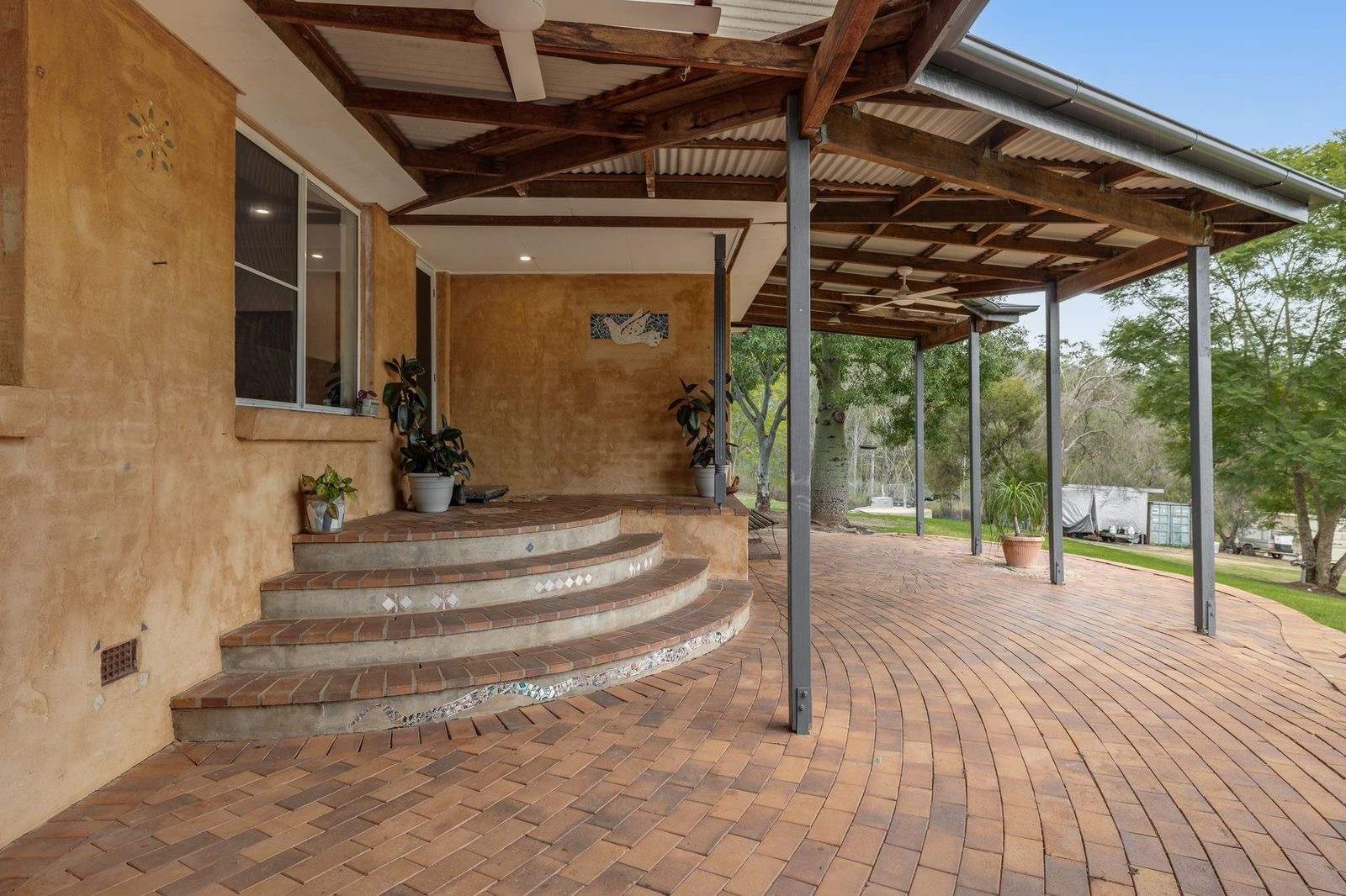 95 Six Mile Creek, Postmans Ridge For Sale by Farmbuy.com - image 9