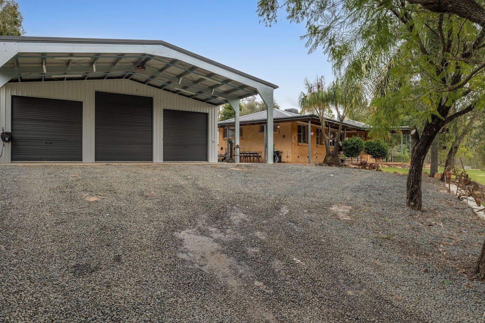 95 Six Mile Creek, Postmans Ridge For Sale by Farmbuy.com - image 3