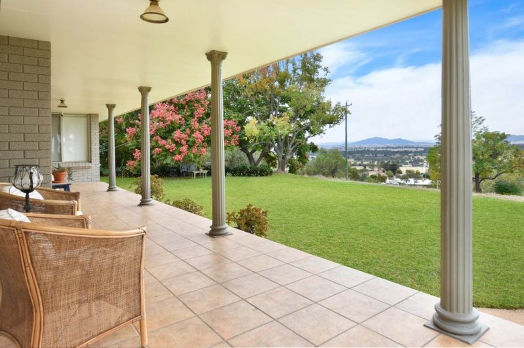 6 Rampadells Rise, Gunnedah NSW 2380