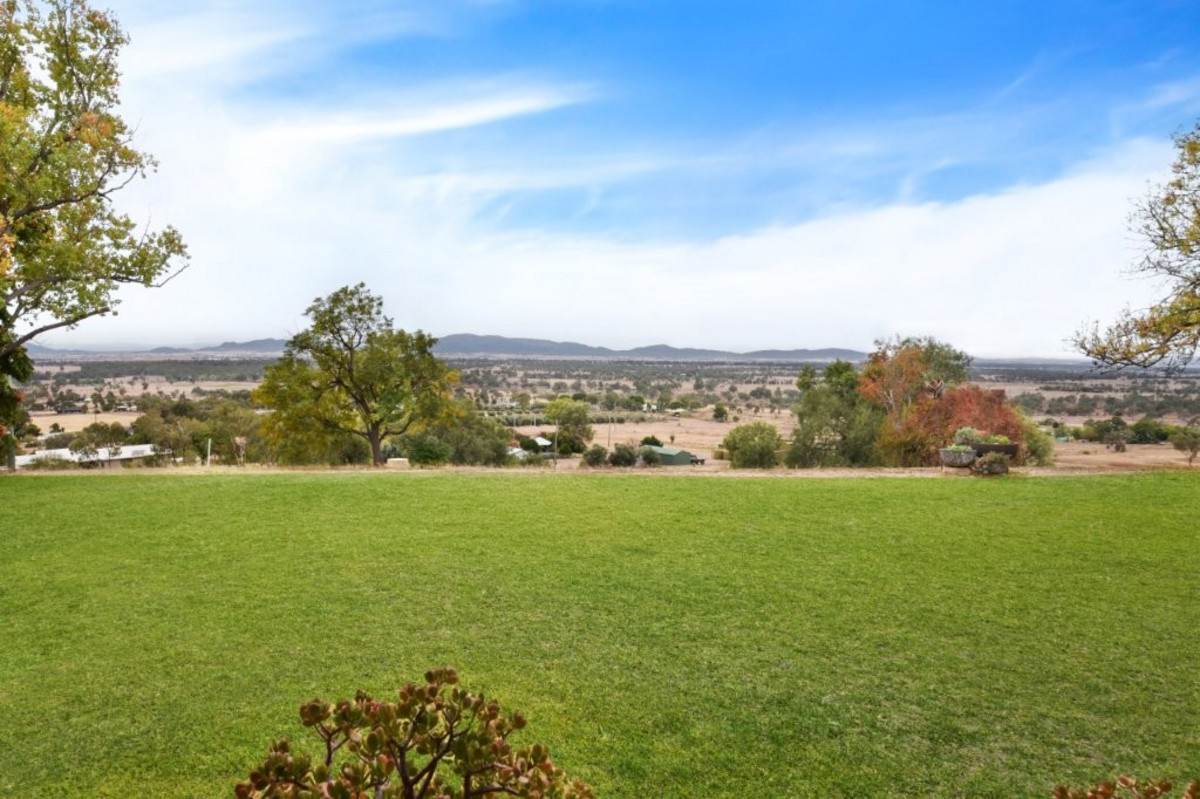 6 Rampadells Rise, Gunnedah For Sale by Farmbuy.com - image 3