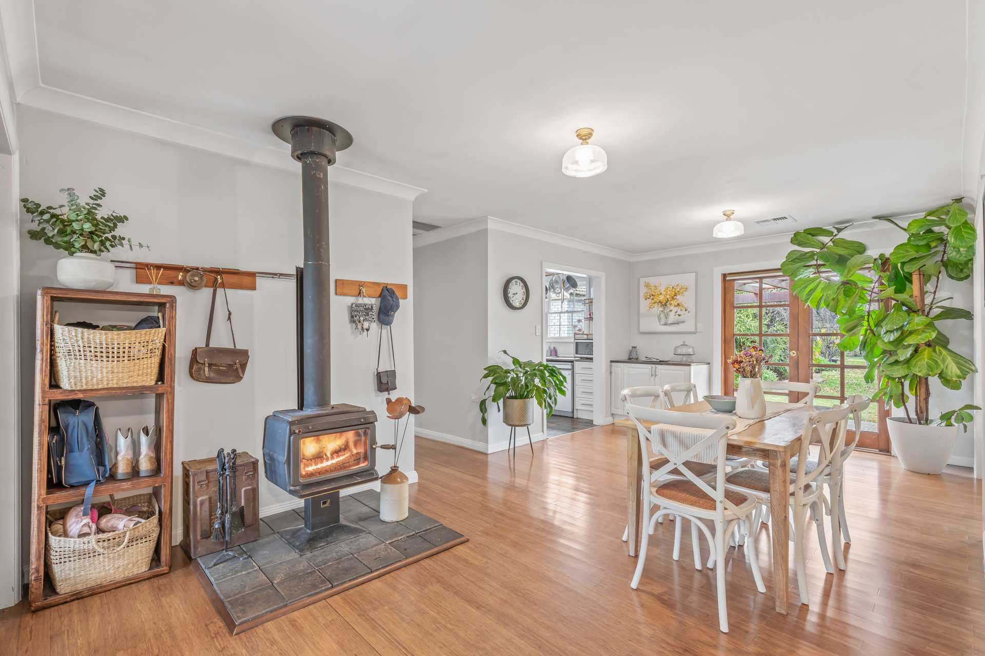 93 Forest Reefs Road, Millthorpe For Sale by Farmbuy.com - image 7