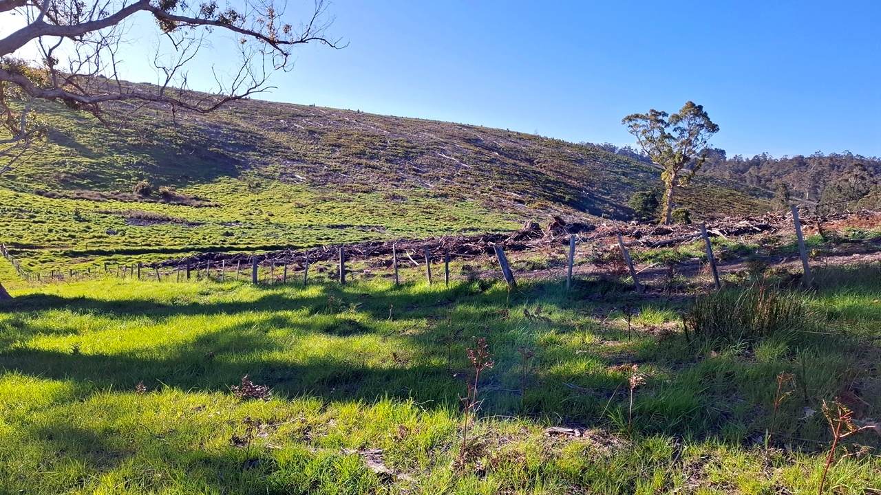 108B Weeks Road, Barrington For Sale by Farmbuy.com - image 15