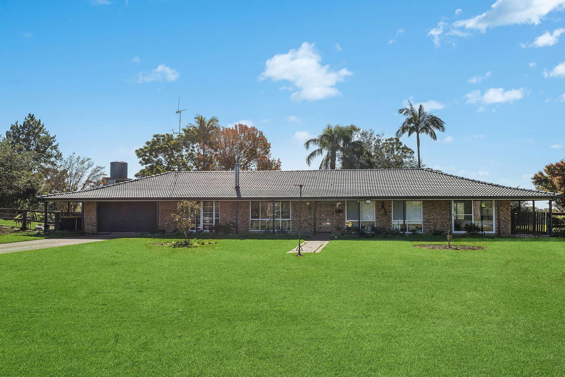 777 Ridge Road, Oakdale For Sale by Farmbuy.com - image 1