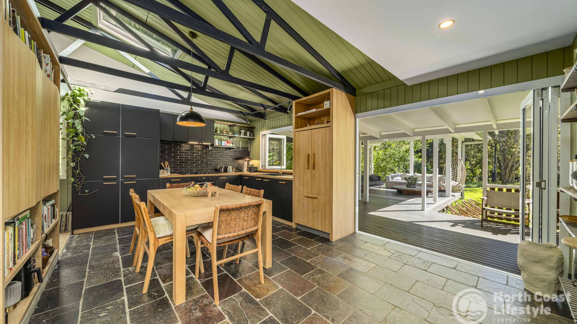 584 The Pocket Road, The Pocket For Sale by Farmbuy.com - image 4